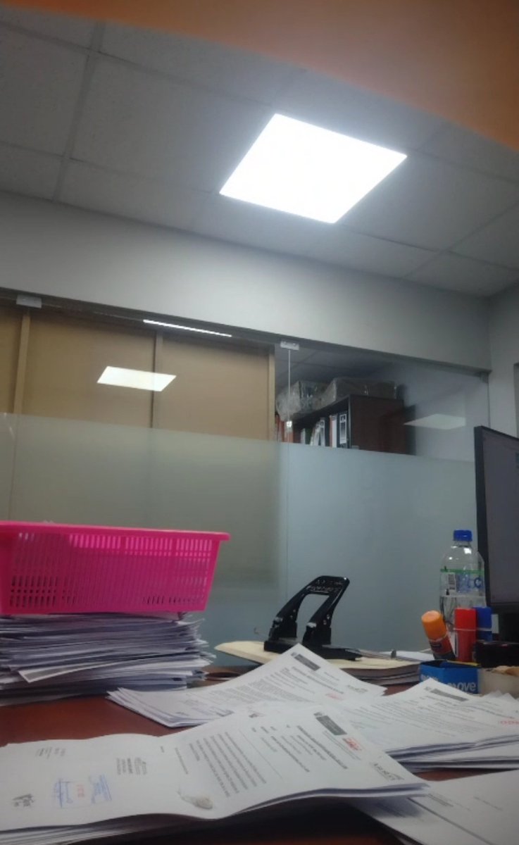 DennisyEduardo's tweet photo. Buscando single agradable para pasarla ricoo,puedo hacerlo pasar como cliente,estaré hasta las 8pm 💦🤤 https://t.co/tupiPuvZCi