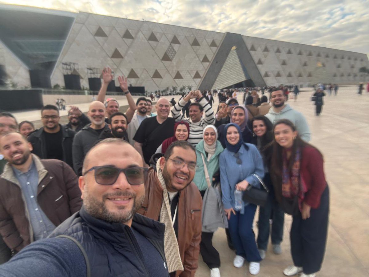 QamarSafadi's tweet photo. Amazing pre-event night! Thanks @GDGCairo , see you all tomorrow 💜!
#DevFestCairo25 #DevFest https://t.co/KWdyi8J9Hg