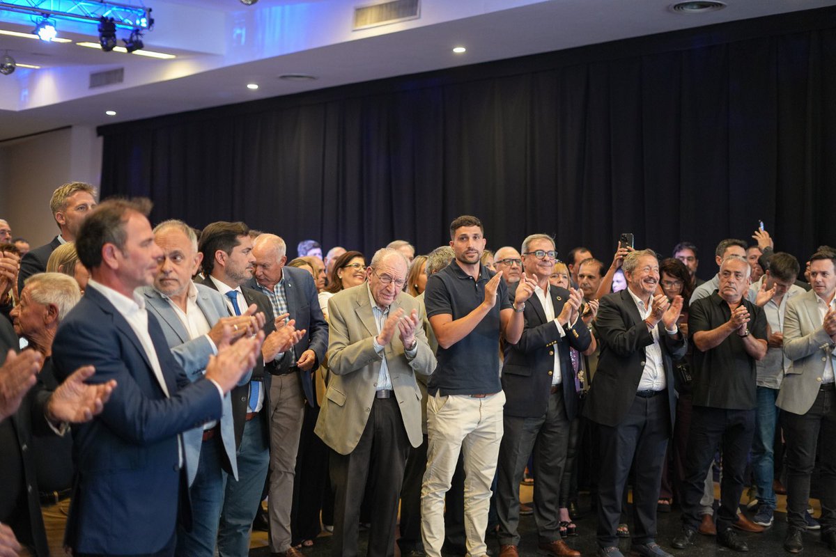 Un gran paso para fortalecer al comercio, generar consensos y darle voz a quienes todos los días sostienen la actividad económica y el empleo en Rosario y toda la provincia.

Acompañamos la presentación de la Confederación de Comercio y Servicios de la Provincia de Santa Fe, una