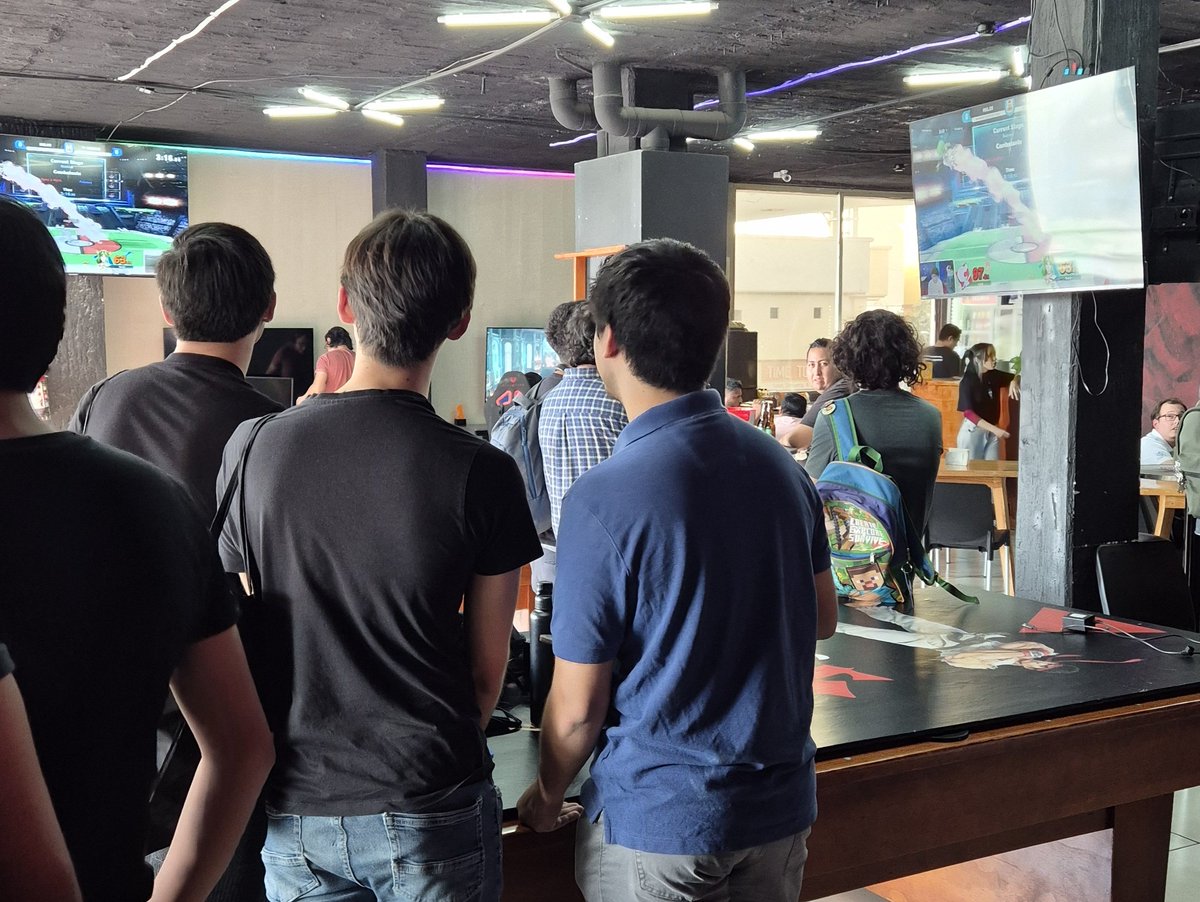 PRE POSADA GAMER 2025 en vivo en nuestro canal de twitch!
<a href="/JEsportsGaming/">JEsports🎮</a>

twitch.tv/theoutlawgg