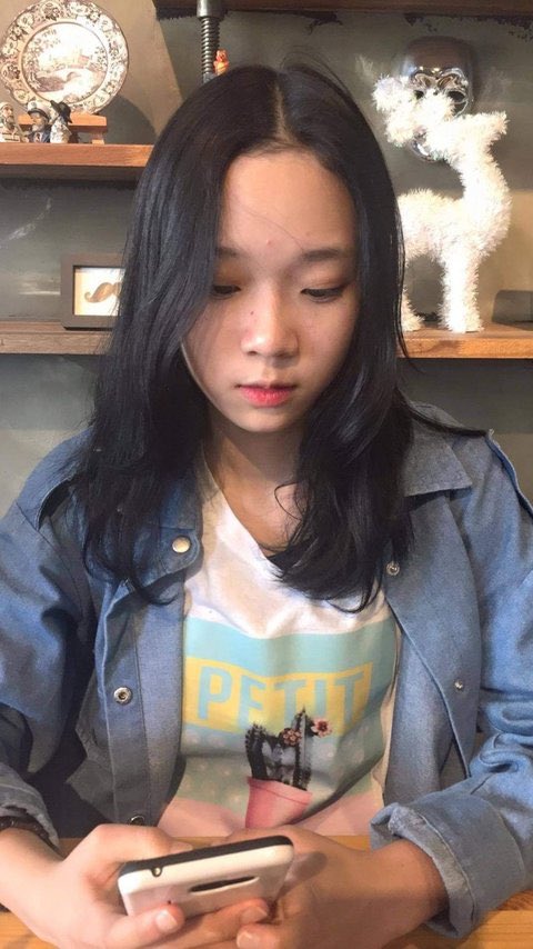 h2uaisl3v's tweet image. 미모 자연인것봐 ㄷㄷ
존나이쁘다