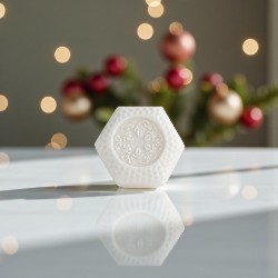 michellebalaz's tweet photo. ...our white cream soaps are BACK IN STOCK!!! Santa worked his magic and we have them! Ready in time for last minute gifts... luxury in your hands, elegance on your skin. Rich, creamy and decadent... we're so happy to have these back!!!

#ladyprimrosefragrances
#ladyprimrosewhitecreamsoap
#ladyprimrosepremiere