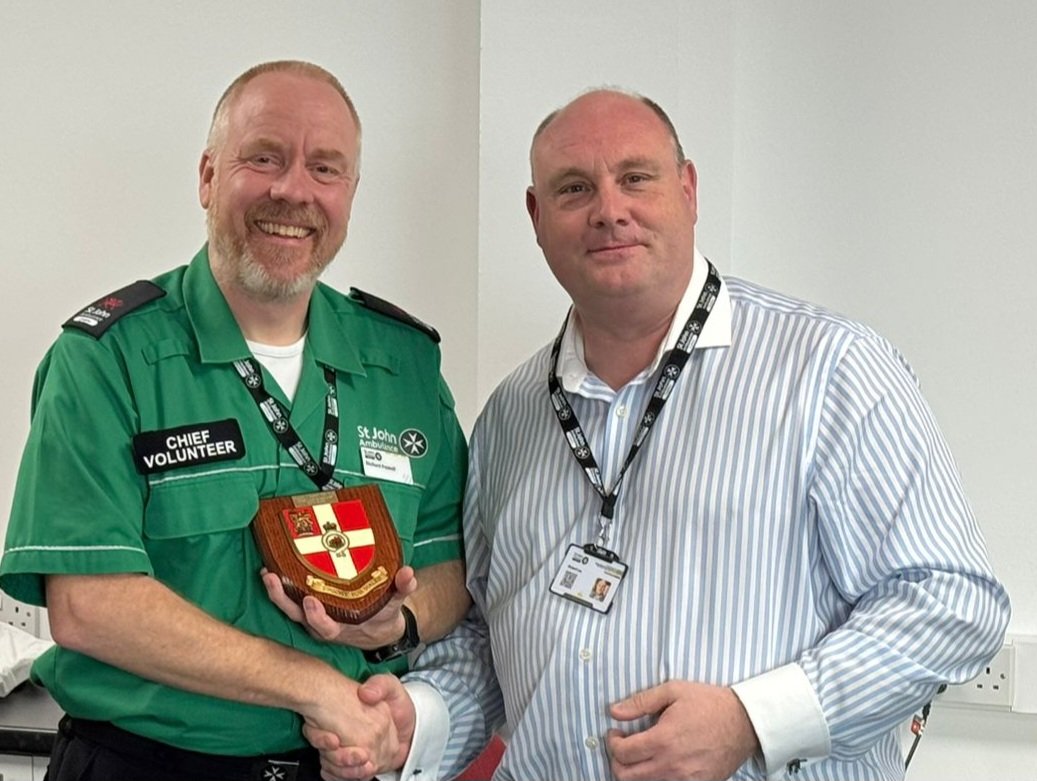 Richard Lee MBE CStJ QAM FIMC FCPara tweet media