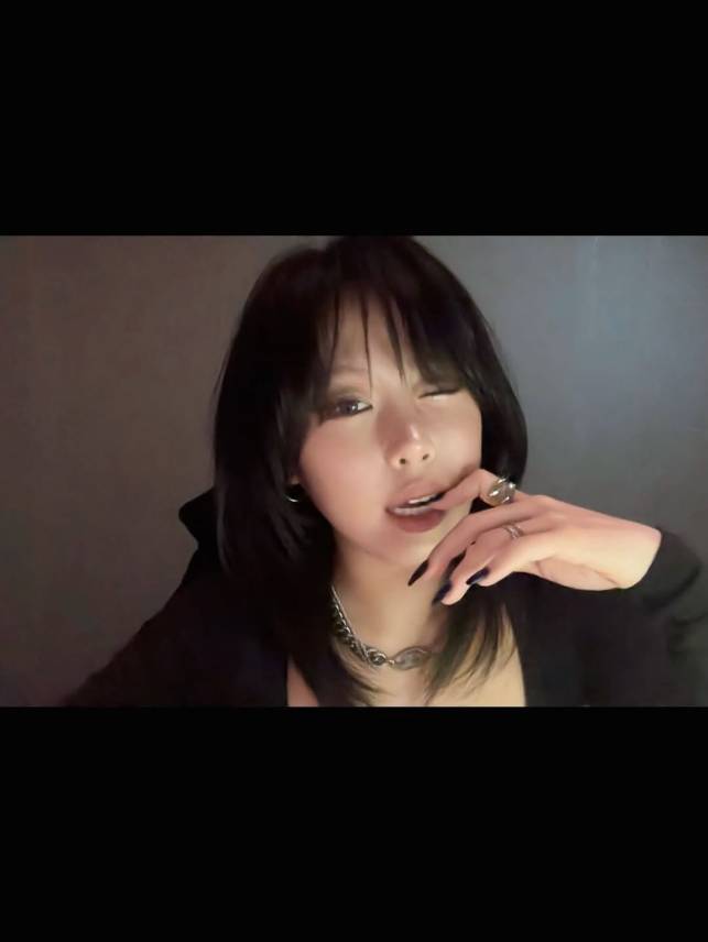 BVILLAINBRASIL's tweet image. 🫦 Novas fotos da INA via Instagram. 

#이나 #INA #배드빌런 #BADVILLAIN @BADVILLAIN_BPM