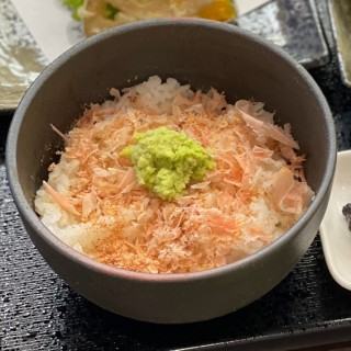 紺屋町本店です。

　＼\ 本日より /／
#ギタラバSHIZUOKA 開催です♪

#ギタラバSHIZUOKA の後に、
#田丸屋本店 自慢のわさび丼 
はいかがですか？
一度はお試し頂きたい刺激！
ツーンがおいしい大人の味😊