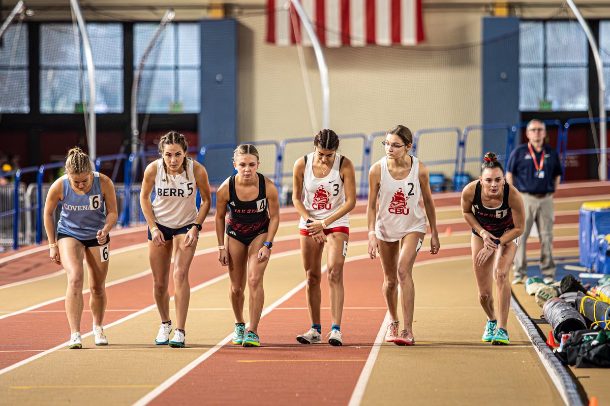 JaxStateXCTF's tweet photo. ✅ Birmingham Icebreaker ❄️📸

#StayCocky 🐔 | #FearTheBeak 👌 https://t.co/YUGerSlLU1