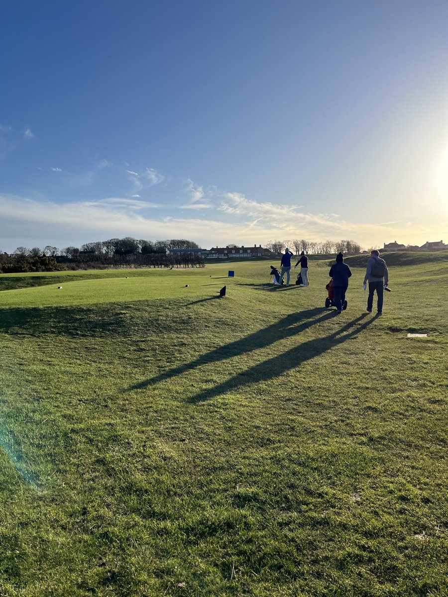 Superb day of Scottish🏴󠁧󠁢󠁳󠁣󠁴󠁿🏴󠁧󠁢󠁳󠁣󠁴󠁿🏴󠁧󠁢󠁳󠁣󠁴󠁿 winter links golf
Visit to <a href="/craigielaw/">Craigielaw Golf Club</a> with fellow members of <a href="/the1457society/">The 1457 Society</a> 
Great weather….Great company
Course, clubhouse &amp; staff all very impressive 
Thanks to <a href="/AllanMintoGolf/">Allan Minto</a> &amp; <a href="/TheDuckAberlady/">Malcolm Duck</a> for organising 
Congrats Chris on your Hole in One