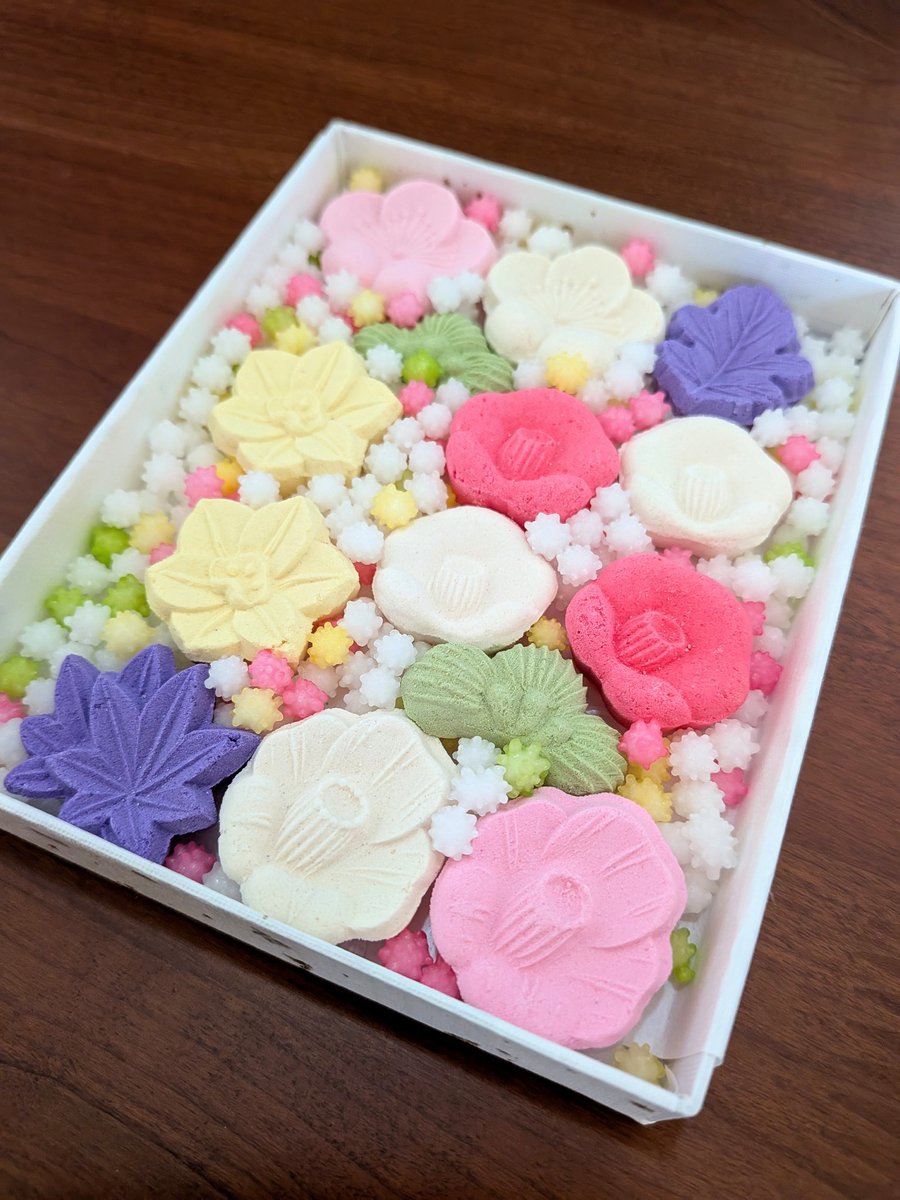 いただいたお菓子が美しすぎたので…🤭✨