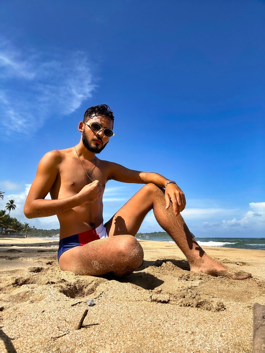 Josevb_19's tweet photo. ☀️🌴🌊 https://t.co/kFq9izFZGo
