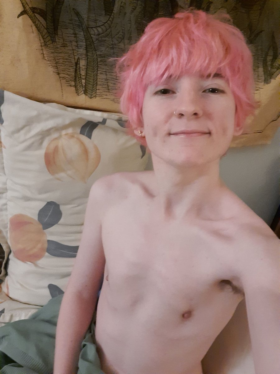 boylovebug's tweet image. How do you like hair *-*
.
.
.
#nsfwtwt #transftm #t4t #puppyboy #bottom #tboy