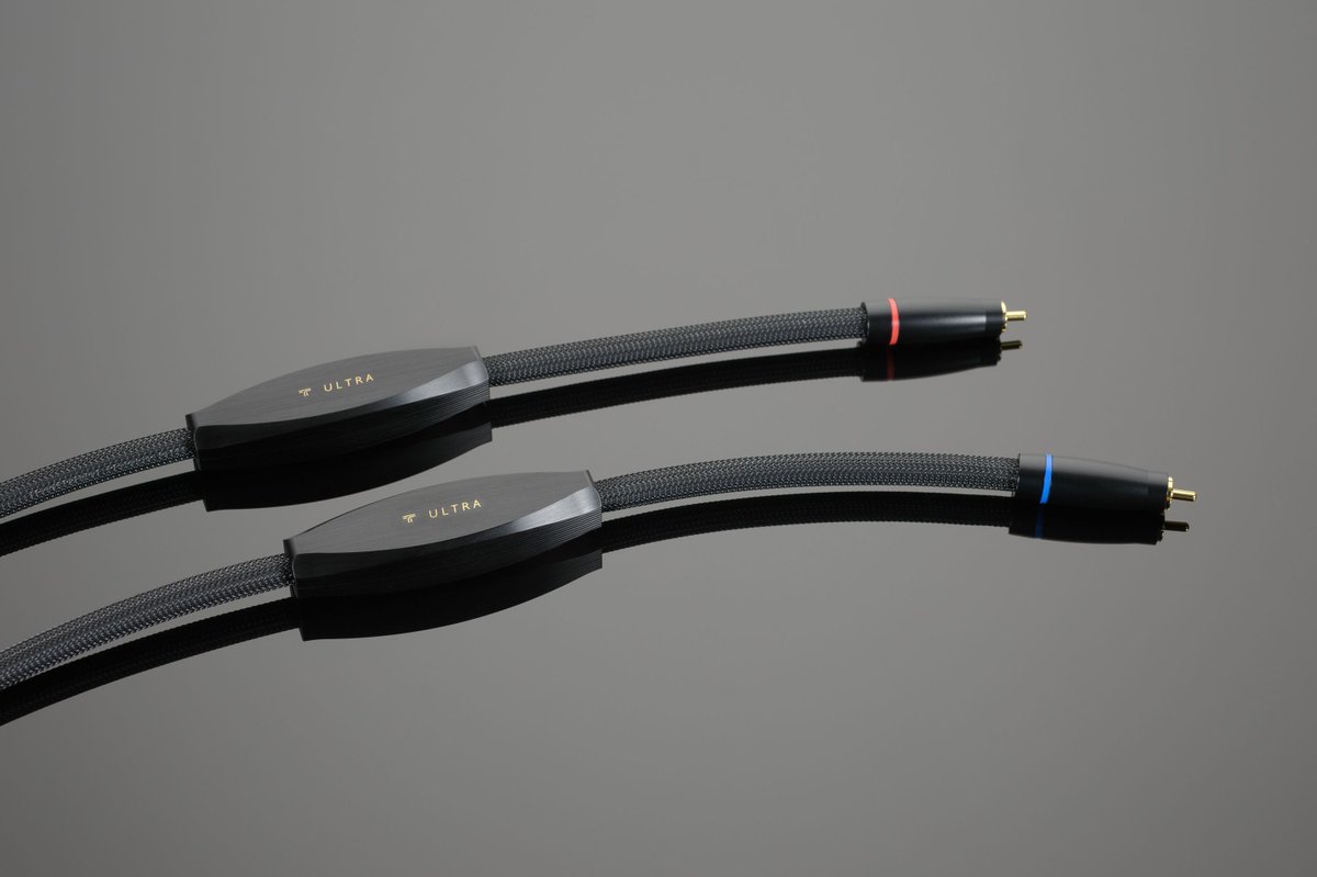 TransparentInc's tweet photo. ULTRA analog cables deliver solidity and refinement at the frequency extremes. With fleshed out instrumental timbres, dynamic nuances, and a more realistic perspective of instruments playing in 3-dimensional space, ULTRA brings lifelike musicality to any system. https://t.co/KNS68QQVlt