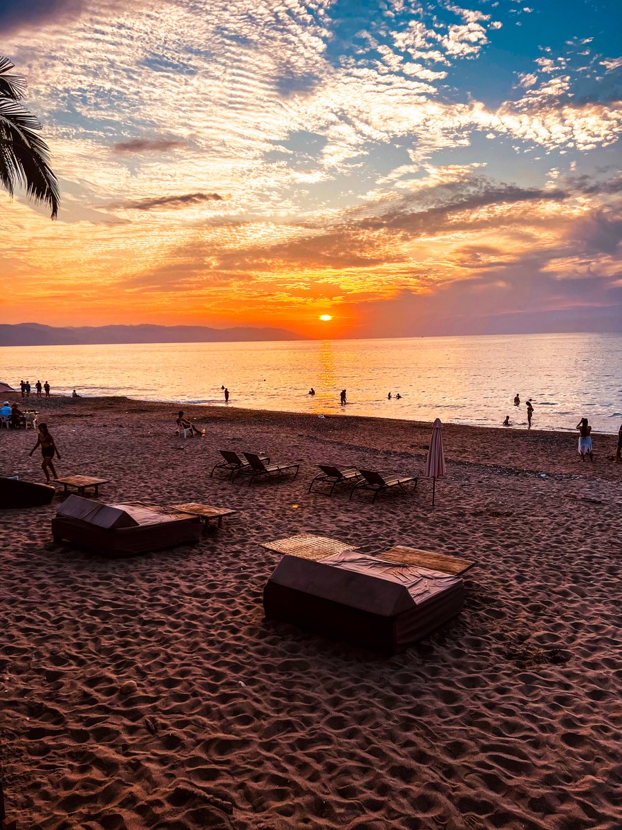 Shot of the sun in Puerto Vallarta City,México