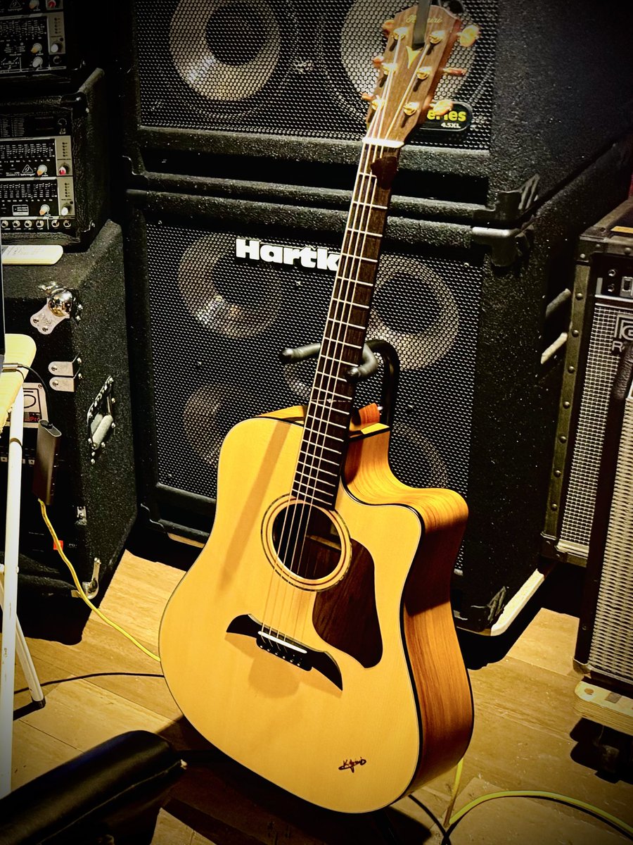 k_ukon's tweet photo. 自分のバンドとしてステージに出るのはなんと14年ぶり。。！声震えそう笑
全力で楽しもー！
本日11:55開演@下北沢MONA RECORDS https://t.co/PvTjT0IH3l