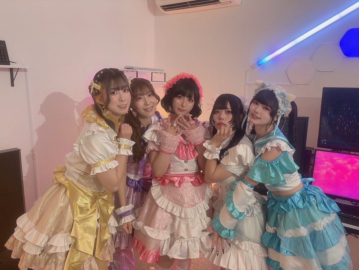 あやページ♡きゃんちゅー二周年ツアーちびぬい衣装+ゆいちゃん生誕祭ケーキ あやページ♡きゃんちゅー二周年ツアーちびぬい衣装+ゆいちゃん生誕