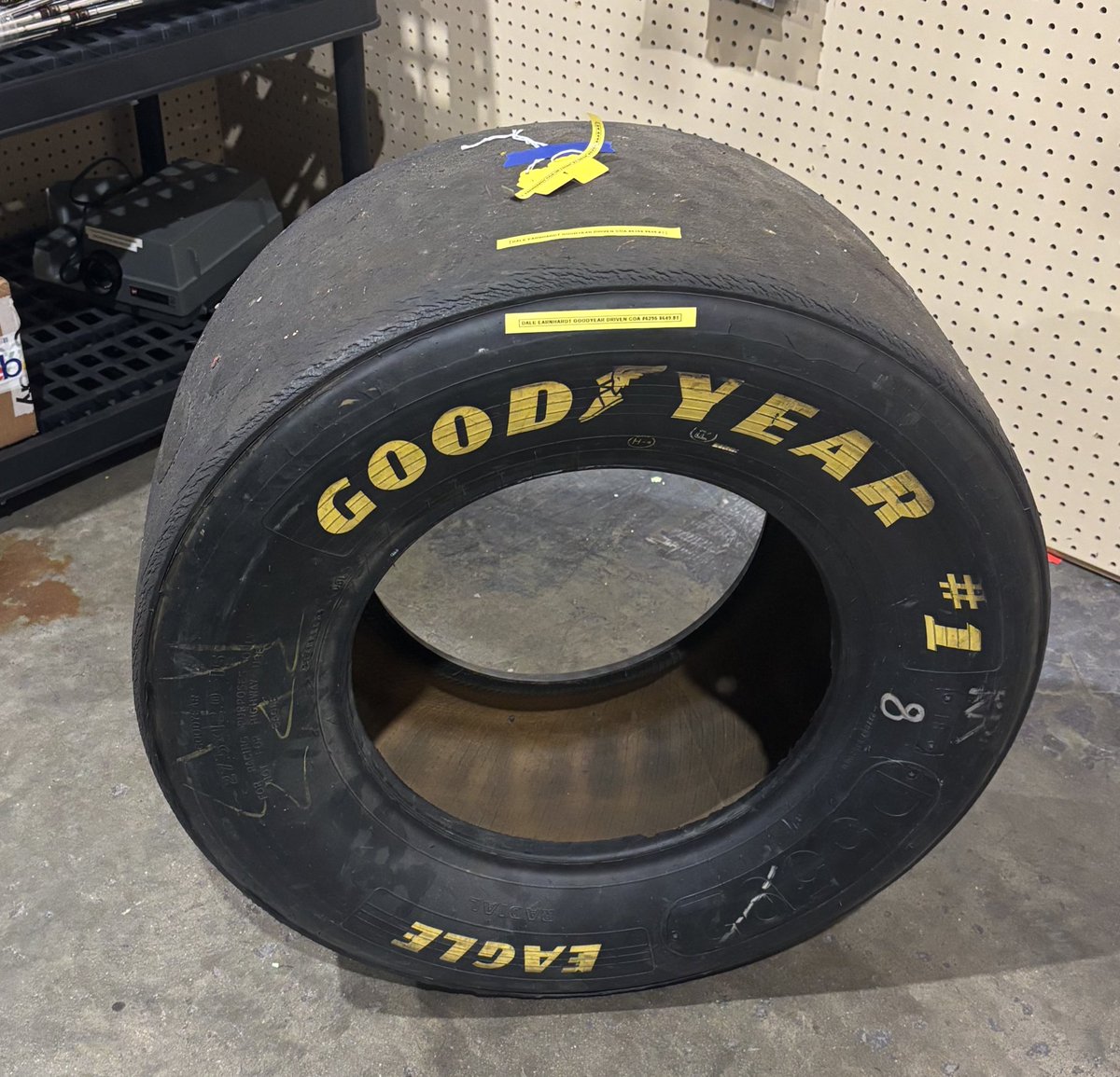 Mothwing43's tweet image. Sometimes living in the middle of nowhere America you find cool things, 
If it wasn’t so much I would get it