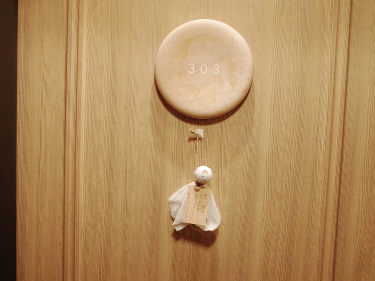 ☺︎ルーズな方お断り☺︎迅速対応☺︎ どっちも前 なにが正しくて、なにが間違いかは見方によってかわって