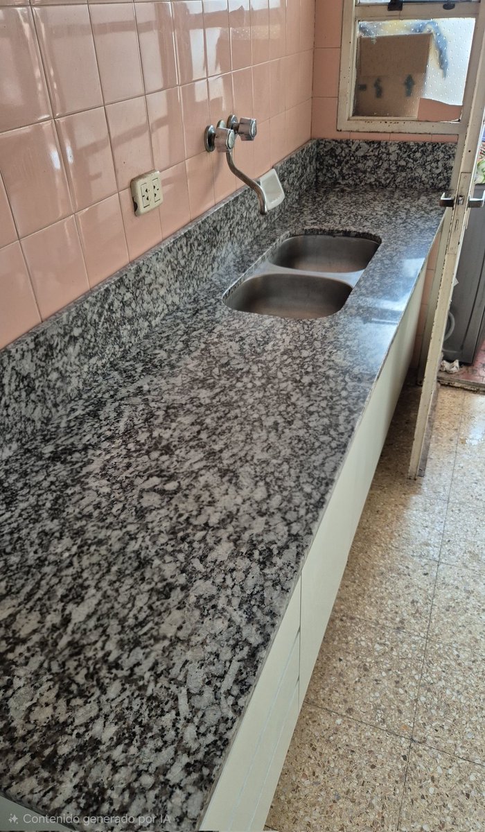 ivanalvarenga1's tweet image. Gente, actualizo la situación. La dueña del departamento se la jugó y cambió toda la mesada y mueble bajomesada. La jodita salió bien