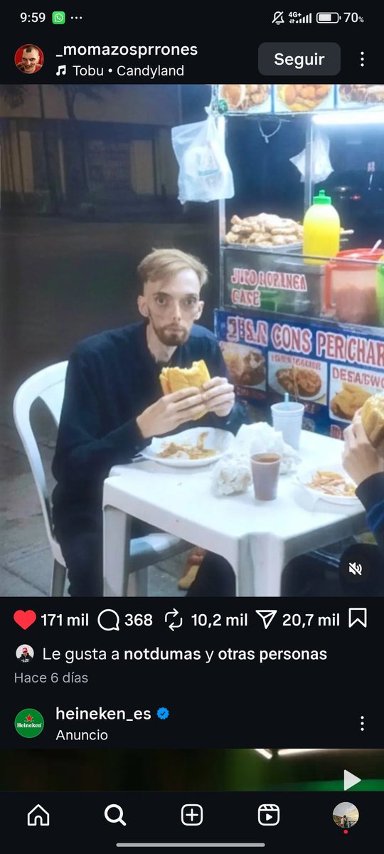 alexsoooo's tweet photo. @malkokin @UrbanExplorer_0 Aquí disfrutando de la comida post mercadillo de urban Explorer!!! Un encanto el panchiriquitillo de los bocatas 😊 https://t.co/ikAJ58p11d