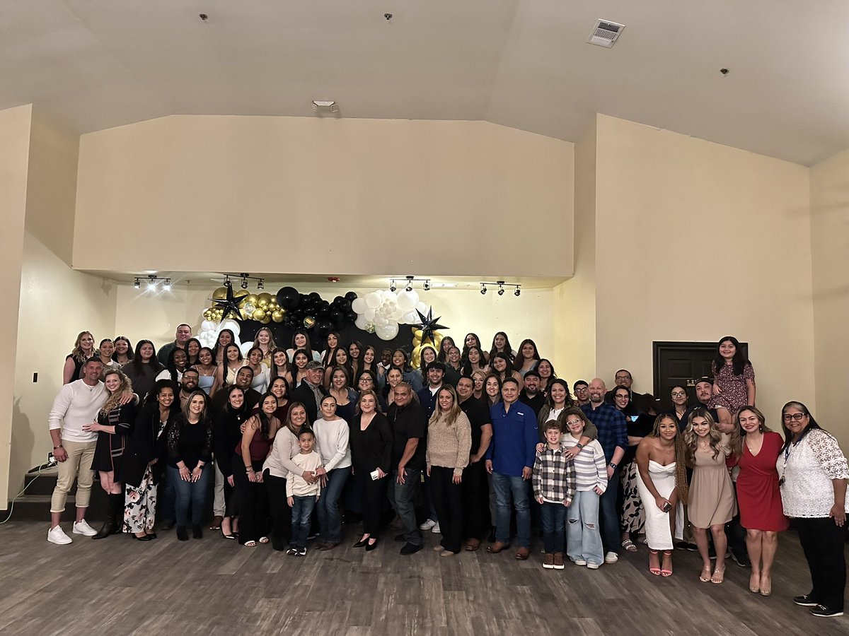 Coach Dahle tweet media