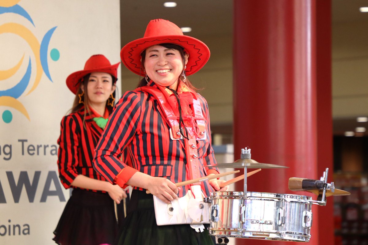 harukedrum's tweet photo. 今日は @THE_REDCATS
茨城へ移動中〜🏃♀️💨
ヒタチエ5階 イベントスペース
JR常磐線『日立』駅から徒歩4分❣️
①12:30〜②14:30〜 2ステージです😊
日立の皆さんお会いしましょう〜🎶
@_hitachie_
#theredcats https://t.co/ayvmm6T6I0