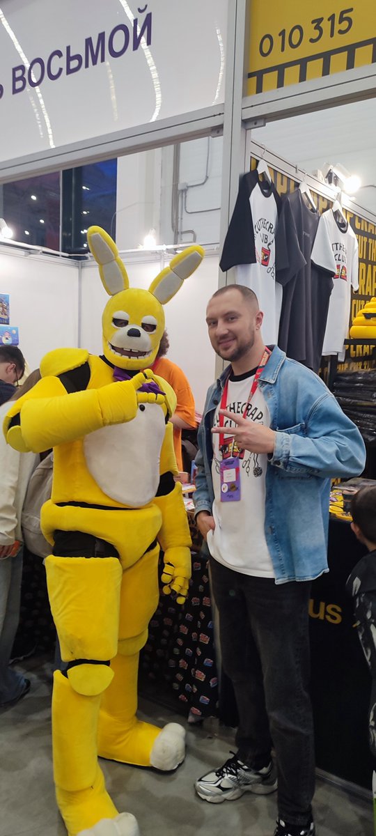 DivisionRussian's tweet image. Хочу поблагодарить всех, кто подходил ко мне сегодня на Comic Con!
Я в шоке от вашей активности! Это мой первый косплей и мой первый такой большой фестиваль. Я не думал, что кому-то понравится, а вы подарили кучу эмоций своими просьбами сфотографироваться. 
#FNAF #Fnafcosplay