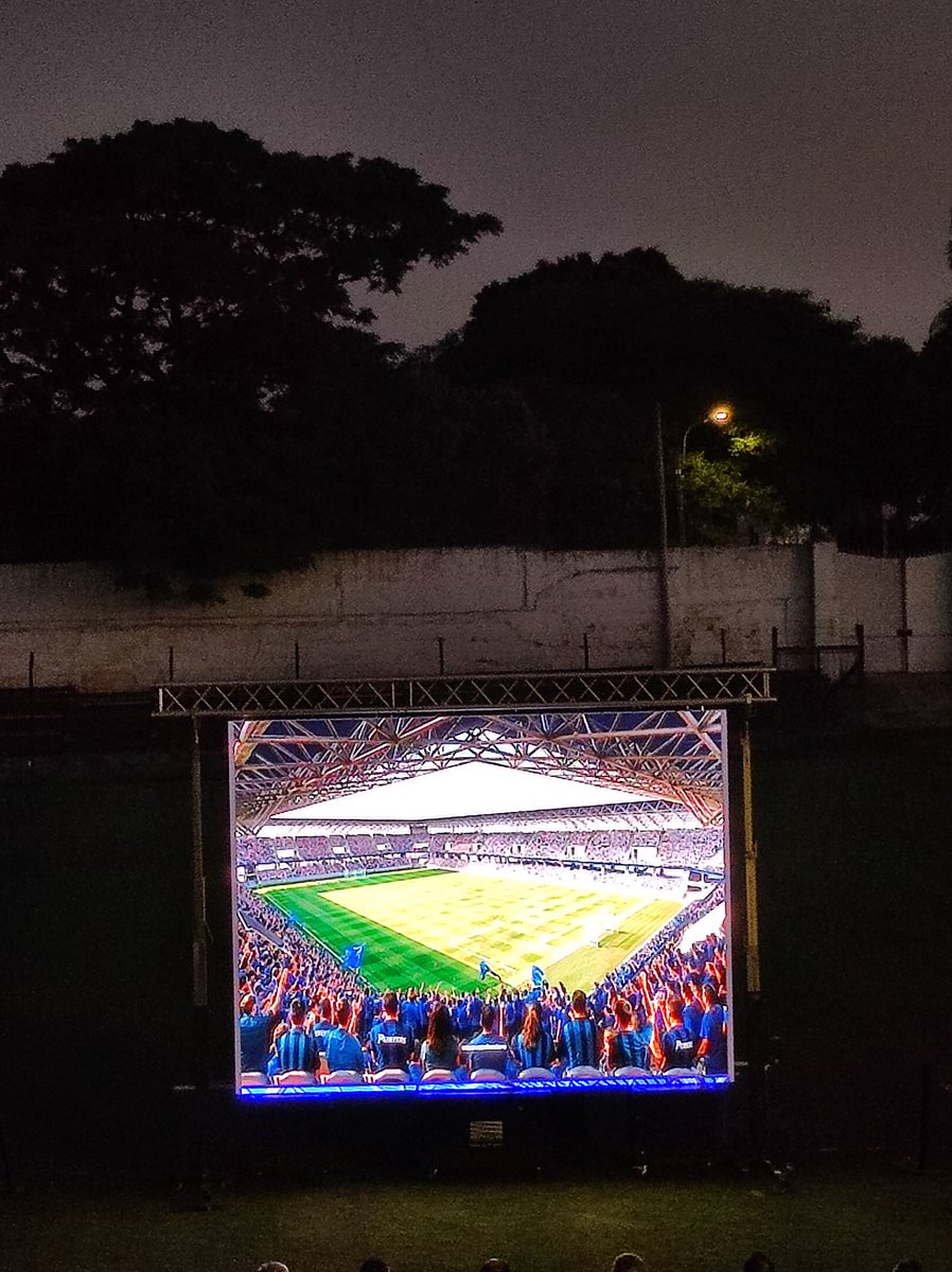 LFCuru_1915's tweet image. ESCANDALOSO el estadio que va a hacer Liverpool, superó totalmente las expectativas.

Orgullo.