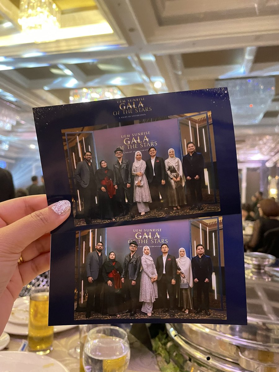 azminasarif's tweet photo. Love the fact that all my team have their specific expertise and are helping each other grow. No hate and competition, just wanting everyone to thrive and be better to work as a team. Everyone is reliable and can lead on their own 🙌🏻 https://t.co/yNohseau0E