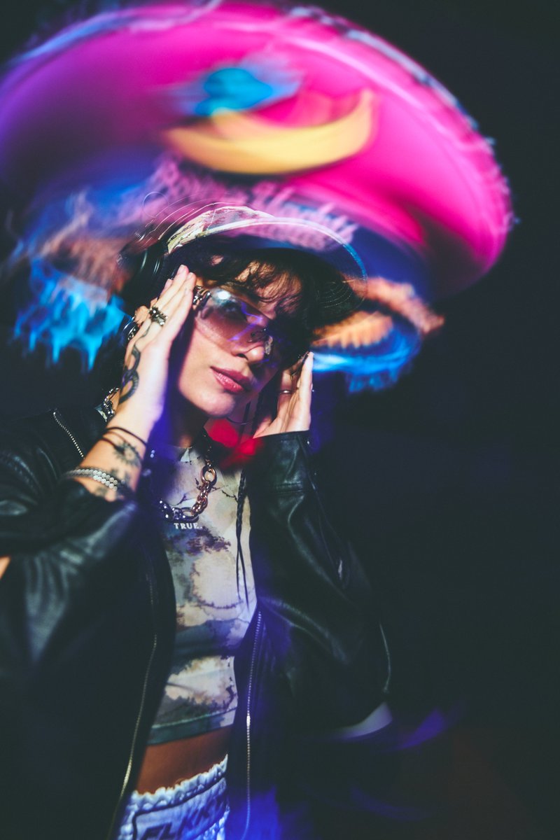 0xBoringYachts's tweet image. 4 years of Ape Basel building moments with the @BoredApeYC  fam🦍

Thank you to every Ape, Captain, friend and degen who showed up and made this night magic.

Miami is home for Apes and 2026 is loading: Clubhouse, deeper community, exclusive benefits and wilder experiences.⚓