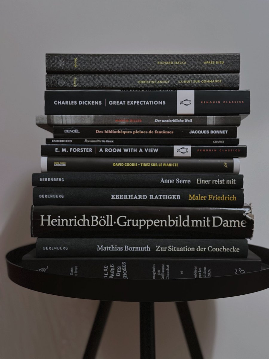 Durchleser's tweet image. „Ich habe vierzig Jahre lang entdeckt, dass die Königin aller Farben schwarz ist.“ – Henri Matisse

#schwarz #bücher #literatur #dekoration #kunst