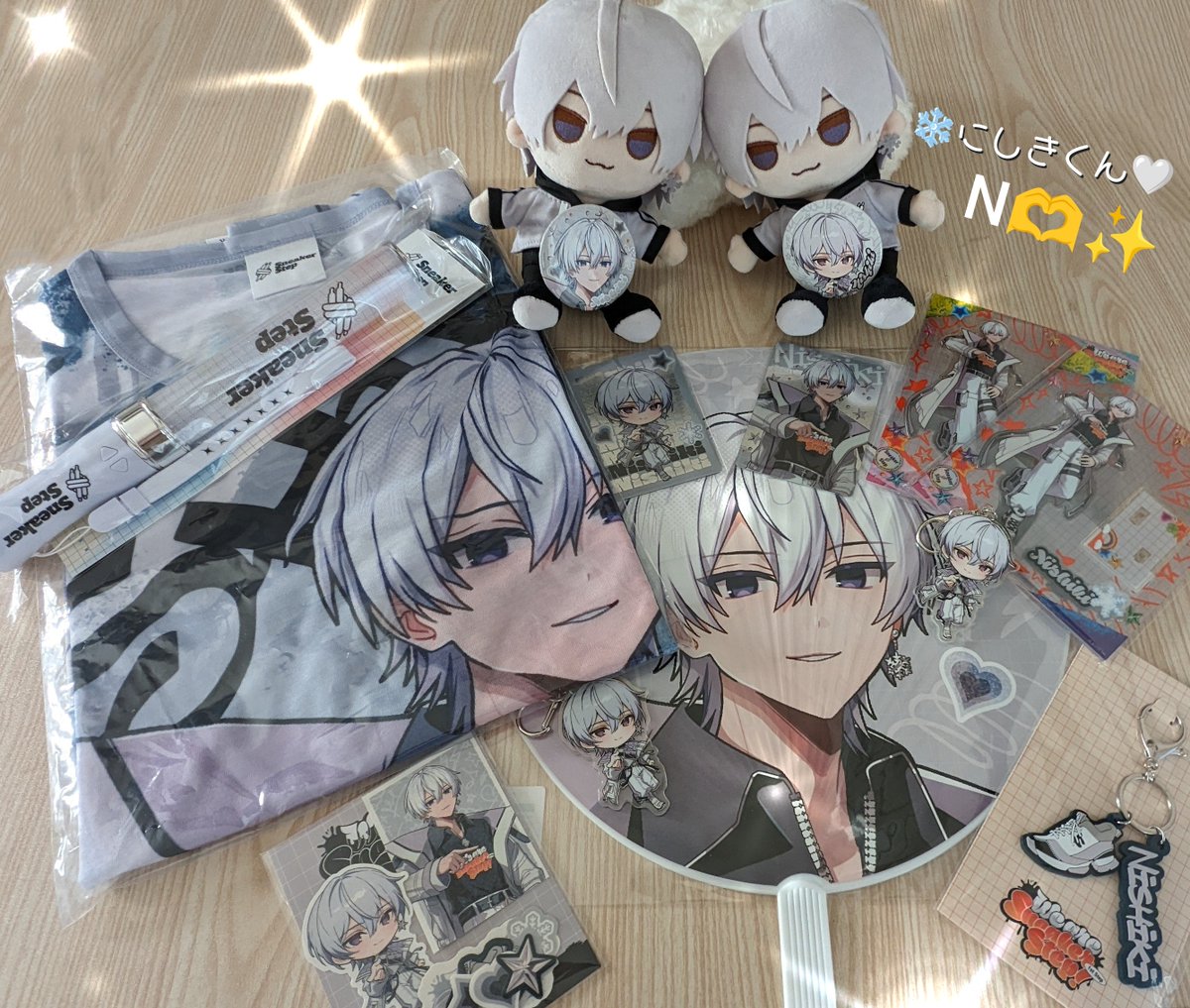 撮影会開始〜♡ まず1枚目☺️にしきくんグッズ盛り合わせ✨ もう