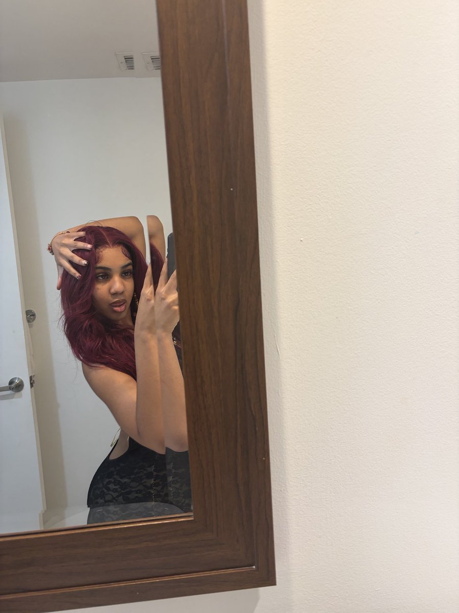tinyykayyy's tweet photo. 24😘 https://t.co/osdQfNT0Ao
