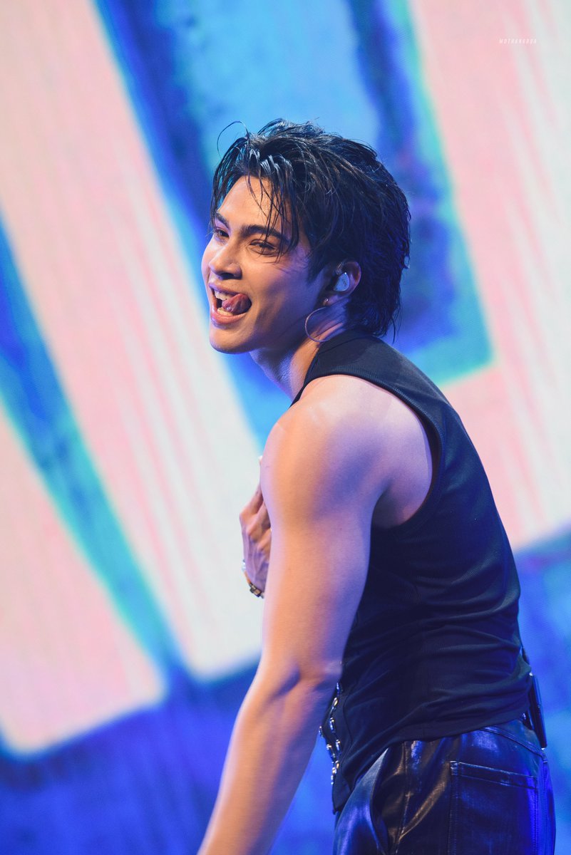 mdthangbua's tweet photo. สสวก. นะผิหมุย คุณควัมรักส์ของนุ @SamuiKw มีความสุข ร่างกายแข็งแรงมากๆ นะ ขอบคุณความพยายาม และก็อะไรก็ตามแต่ที่ทำให้เราได้เจอกันในวันนี้ 

คอยติดตามและเป็นกำลังใจให้อยู่นะ รักซำเมอ ;P

#SAMUI_K1 
#Chapter25WithSamui 

ปล. หลังจากโหวตตอนนั้น หนูสามารถเก็บโค๊ด ลซด. ได้แล้วนะ 555 https://t.co/T1Xy7tLB0e
