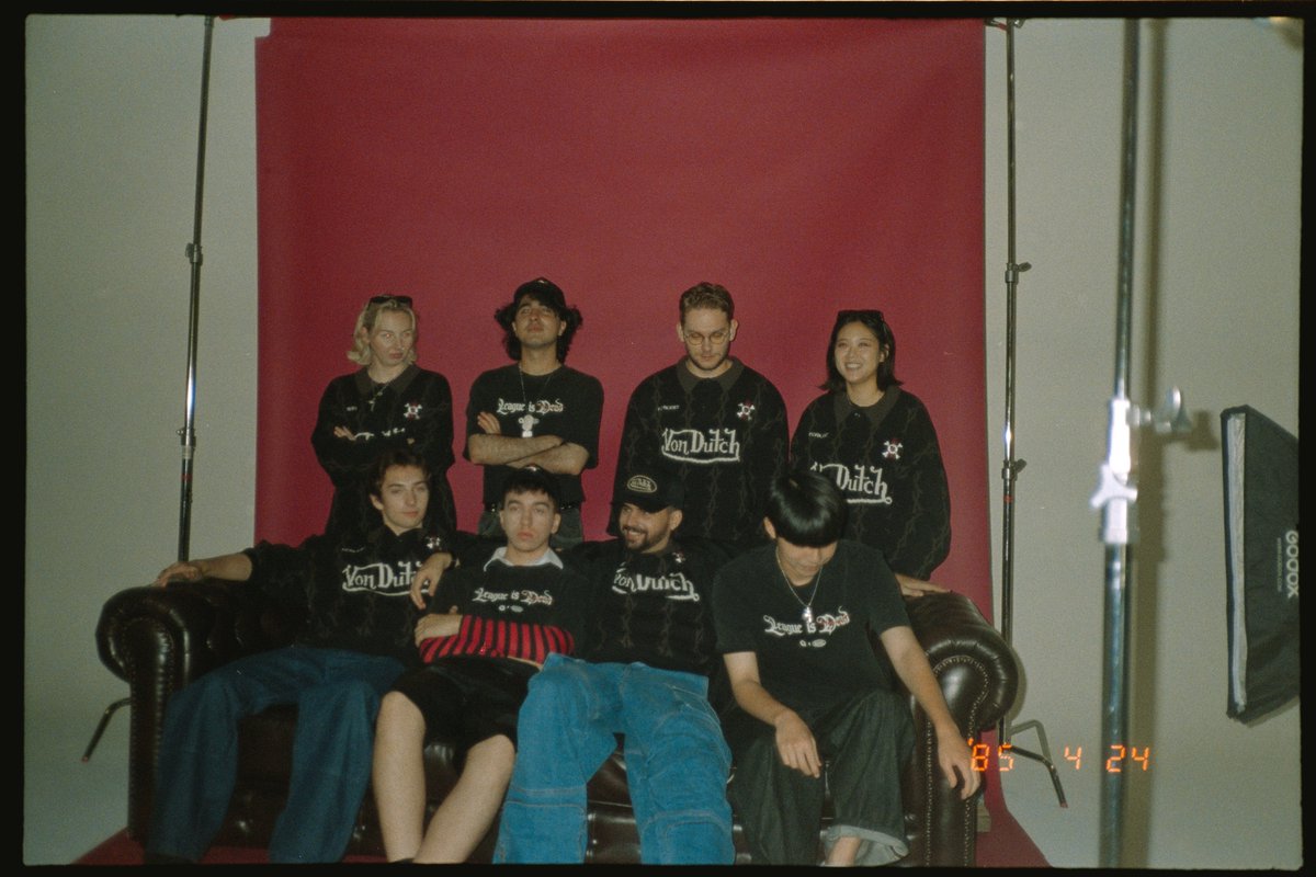 dunnige_'s tweet image. Sadly, today I was let go from @FlyQuest. I'm proud of the projects I worked on, being surrounded by so many talented people made every stressful silver scrapes worth it.

If anyone is in need of a producer in the esports &amp;amp; gaming industries, I'm hungry for what's next.

GG 💚📸