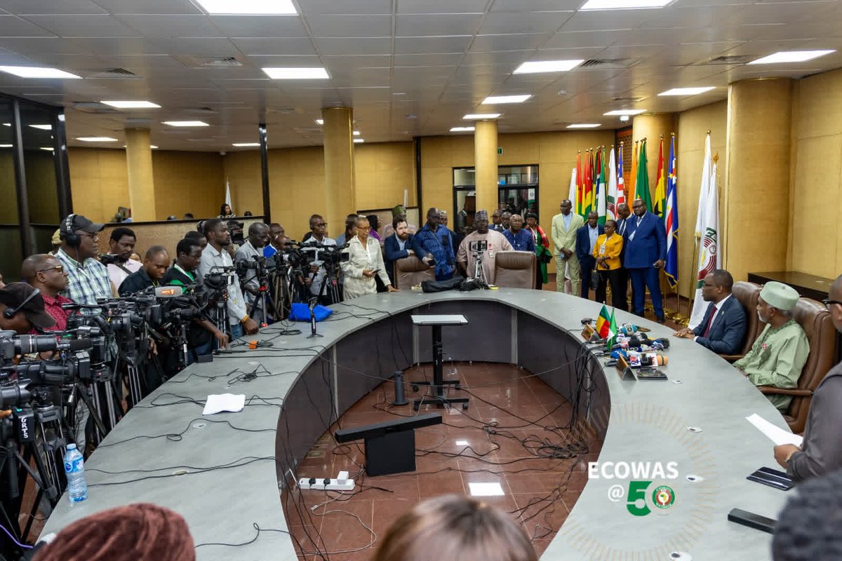 Nigeria and Benin Foreign Ministers Address Democratic Restoration and Regional Security rollafrica.com/article/nigeri… 
#rollafrica #Benin #Nigeria