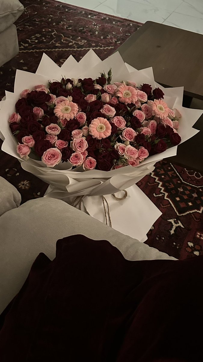 9iixy's tweet photo. فكرة دخولك حياتي 
كانت إضافه شاعرية لتاريخ عُمري كله ❤️❤️. https://t.co/ikErIVj6mo