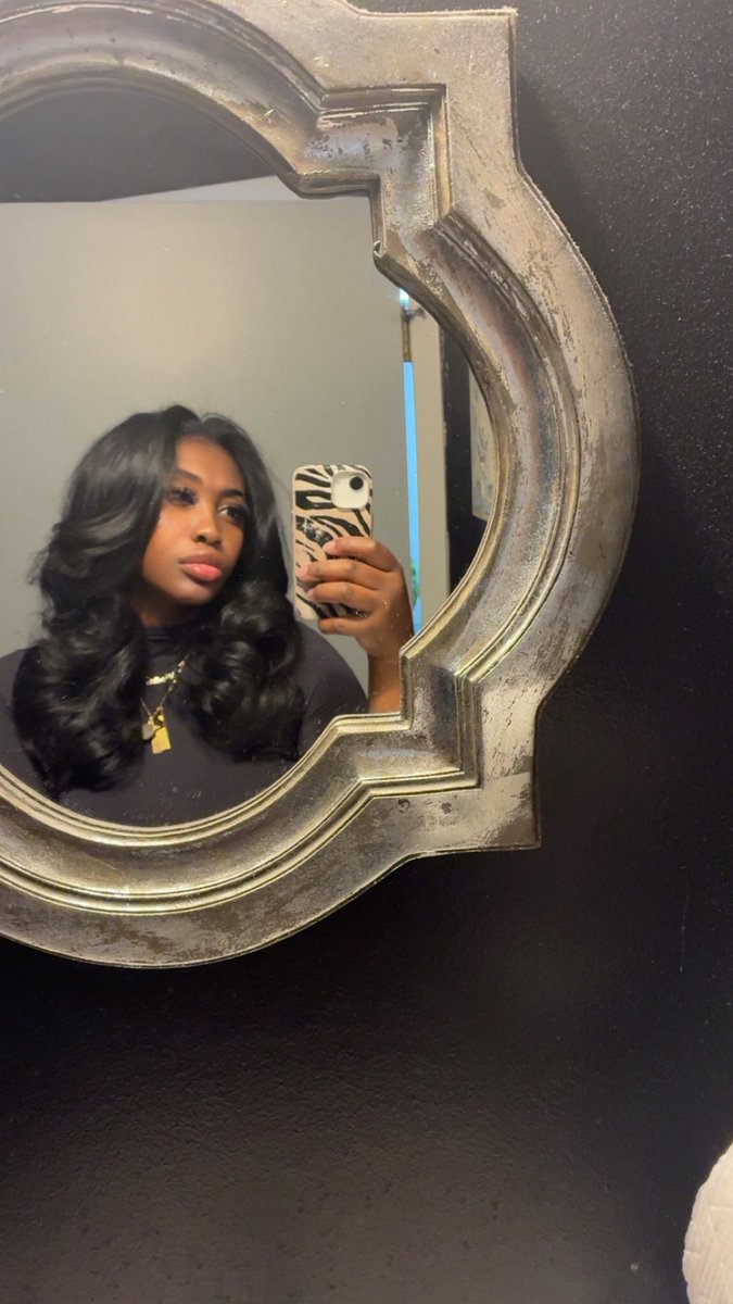 Faux middle part quick weave 🤭