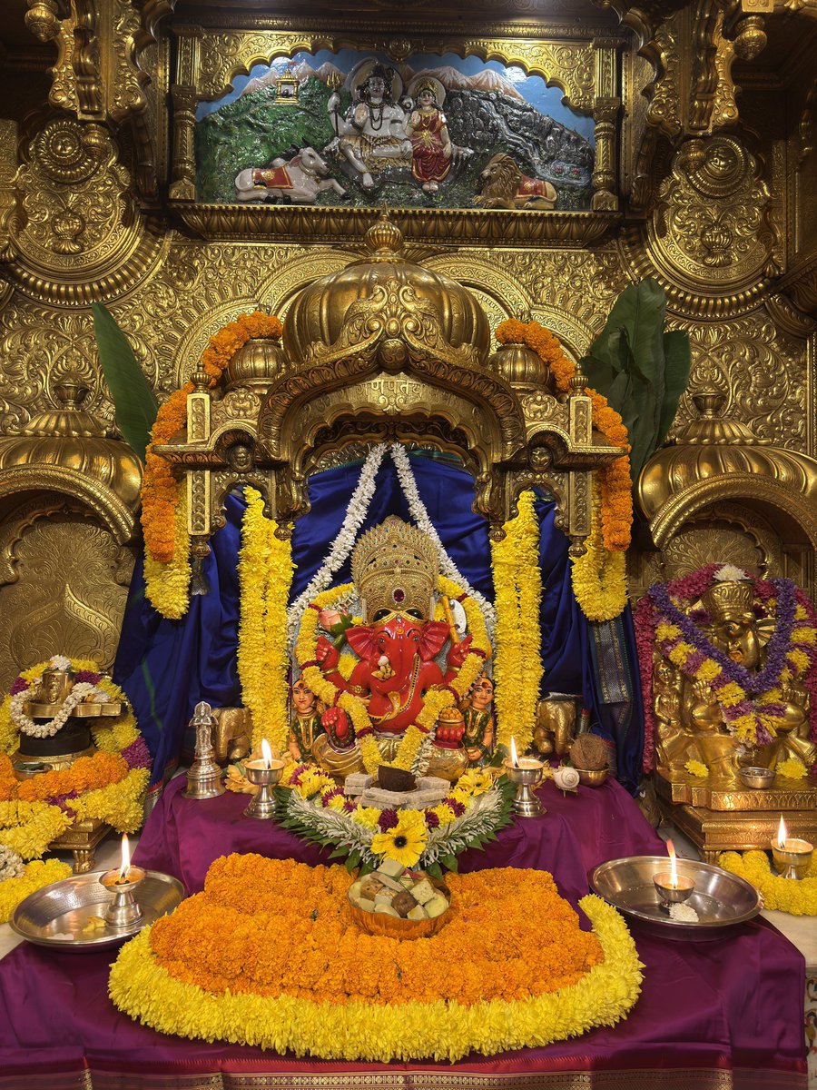 SVTMumbai's tweet photo. 🙏गणपती  बाप्पा मोरया 🌺मंगलमूर्ती मोरया 🙏१३/१२/२०२५
🙏Ganapati Bappa Moraya 🌺 Mangalmurti Moraya  🙏13/12/2025 🙏 https://t.co/JhxnWVrmW7