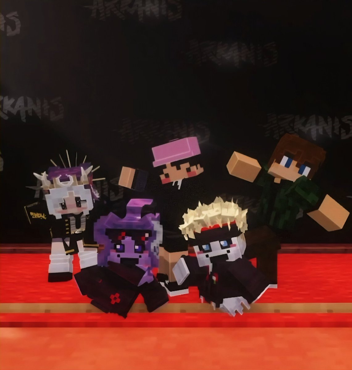 Ester | Celine's Mod 🐼 tweet media