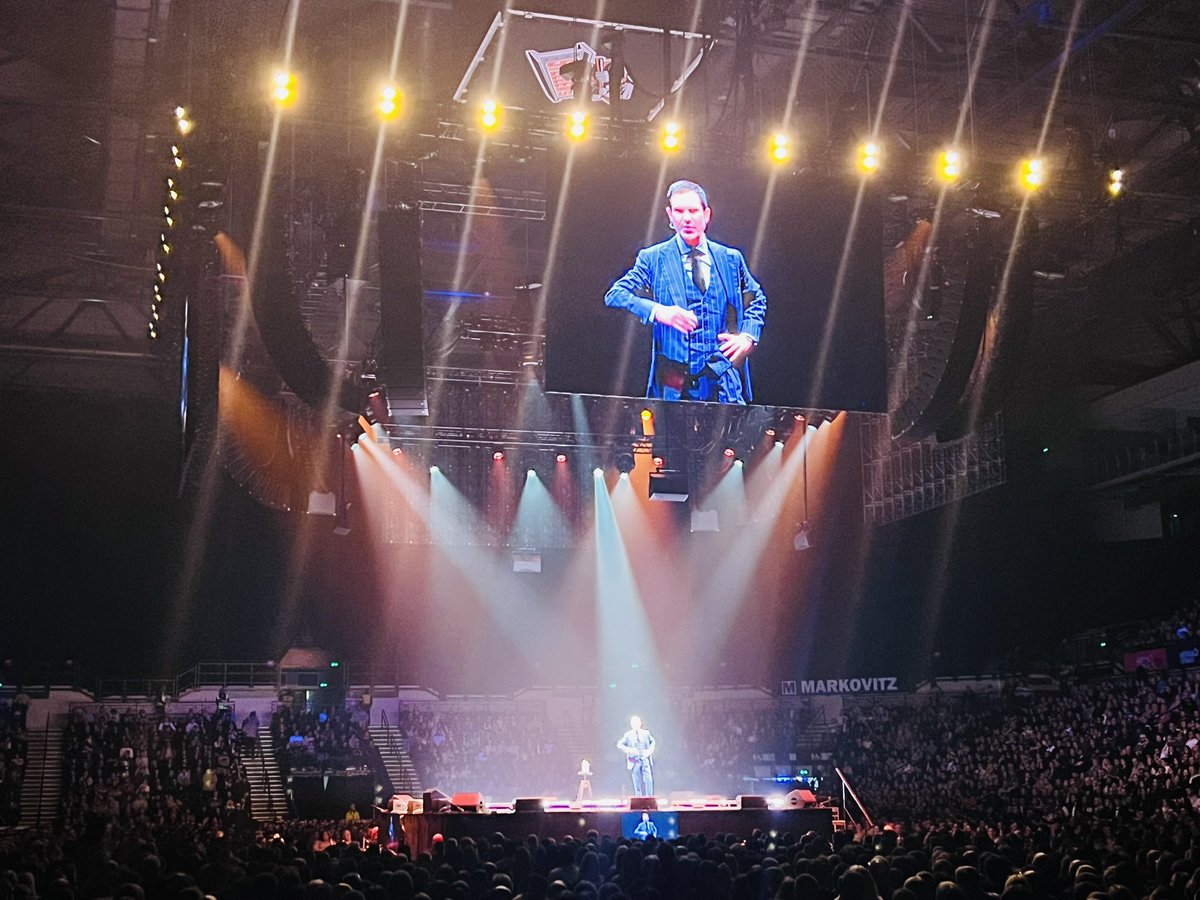 Jimmy Carr tweet media