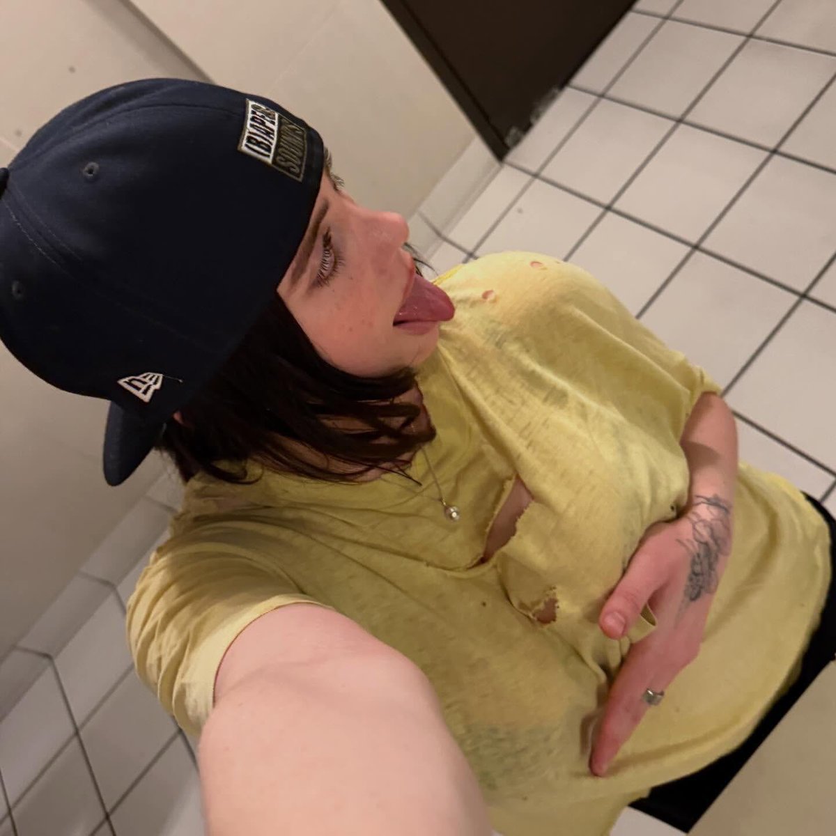 billie archive (@archivesbe) on Twitter photo 