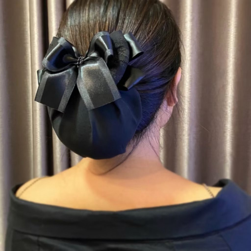 タイのお手伝いさんとか、掃除のおばちゃんとか、雑役係の人とか、だいたいこの髪型で統一されてる。

(Cr Shopee Thanadon Shop)