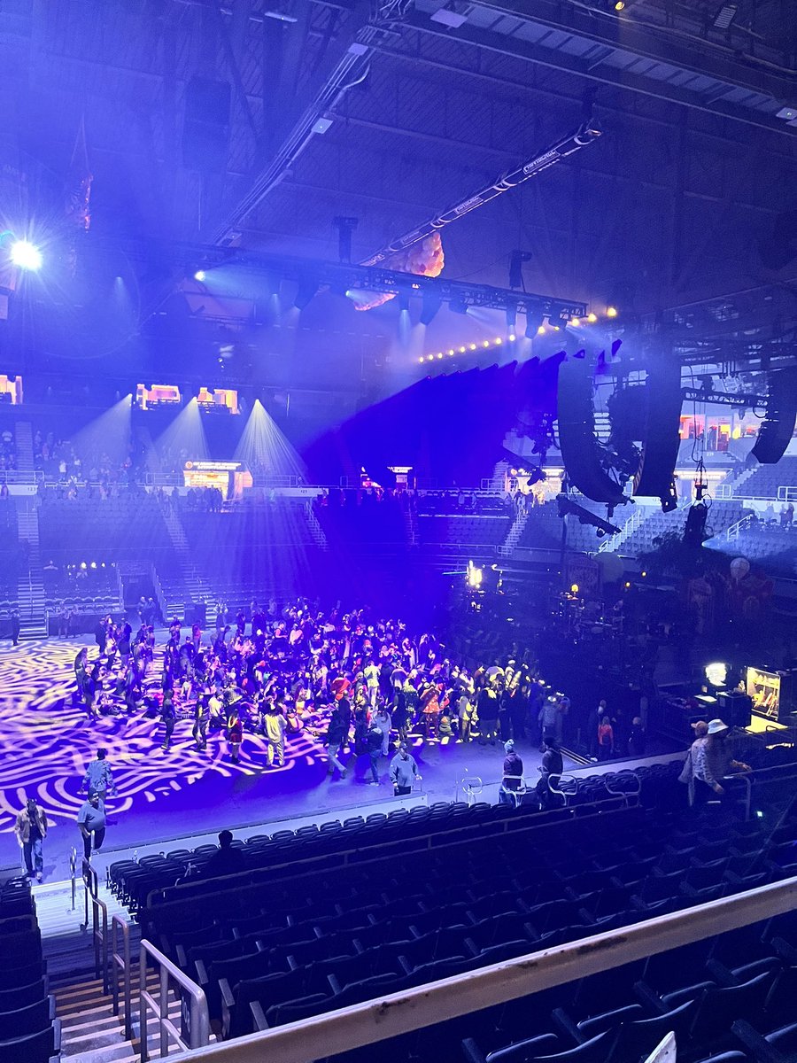 GOOSEMAS N1! 

#goosemas #goose