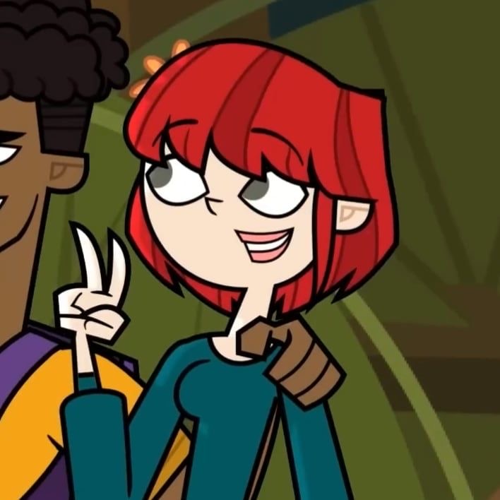 puppetsparacosm's tweet photo. Lake's red wig in season 2 was so good why did they debobify her https://t.co/cMiZnFdmV2