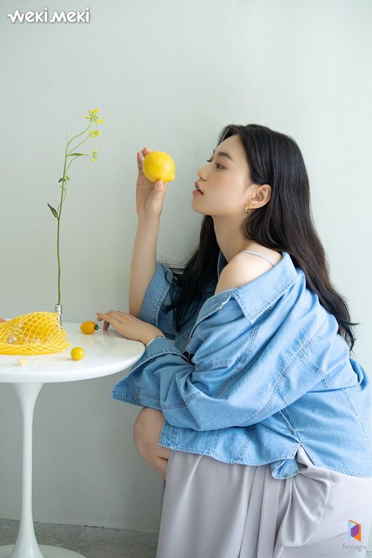 ofbethanys's tweet image. ️️
Bethany, 1999
Tukang Sayur Premium. 
Kamu? 

️️