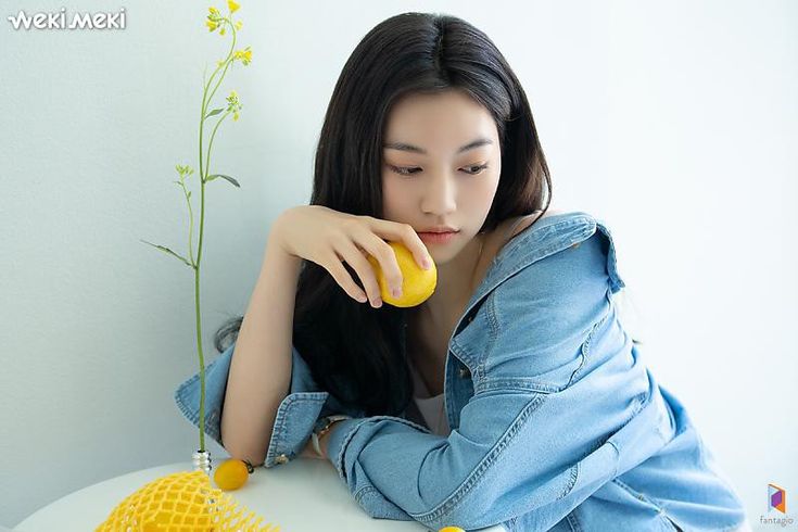 ofbethanys's tweet image. ️️
Bethany, 1999
Tukang Sayur Premium. 
Kamu? 

️️