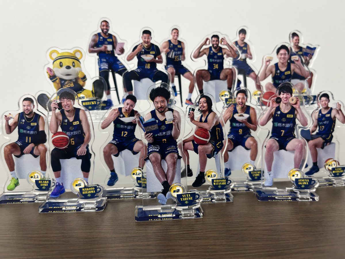 宇都宮ブレックスUSAGIYA×BREXコラボアクリルスタンド9個セット USAGIYA✖️BREXオリジナルアクリルスタンド 11、12番お譲りします