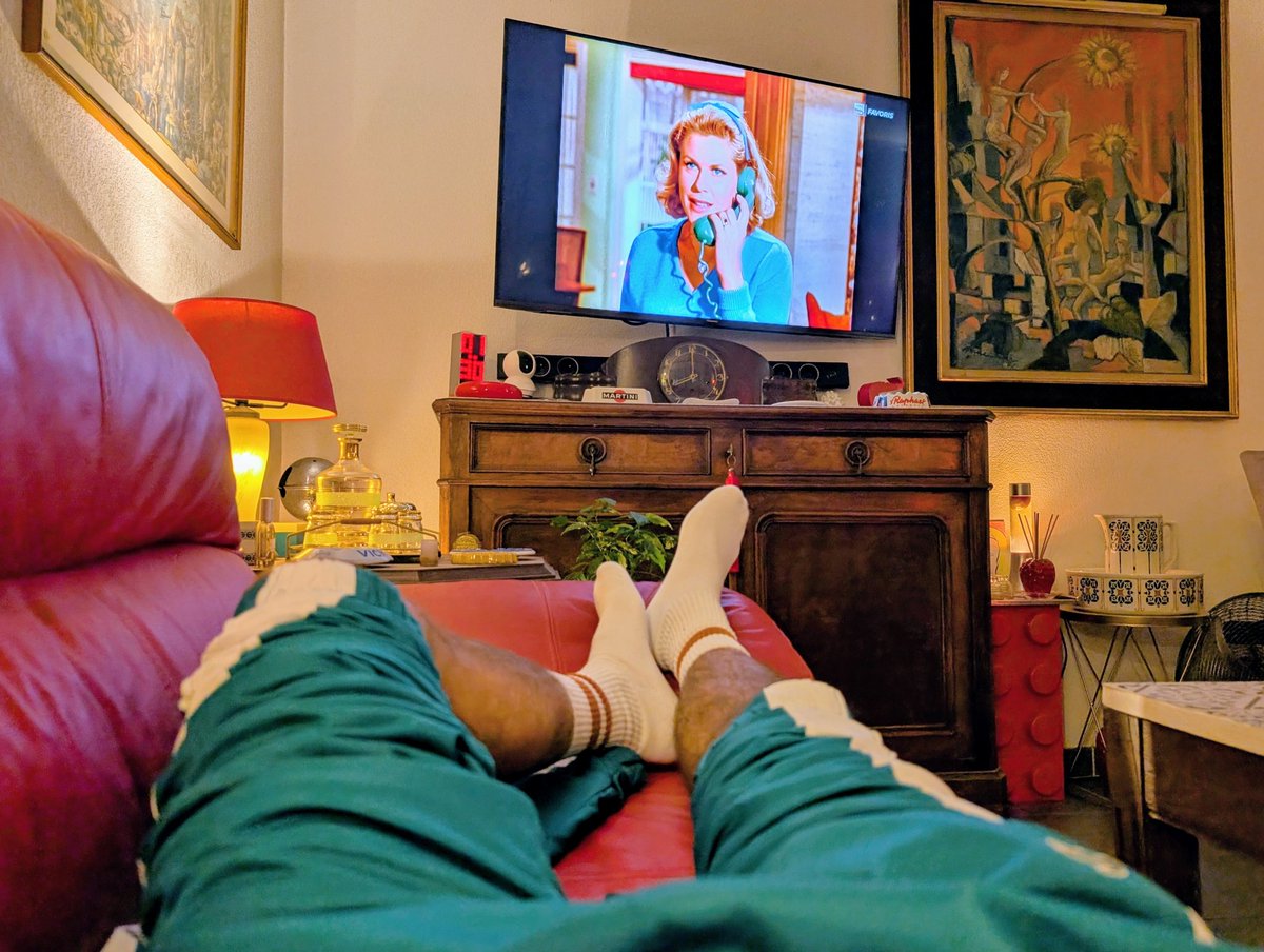 Devant Samantha ma sorcière bien aimée #WhiteSocks