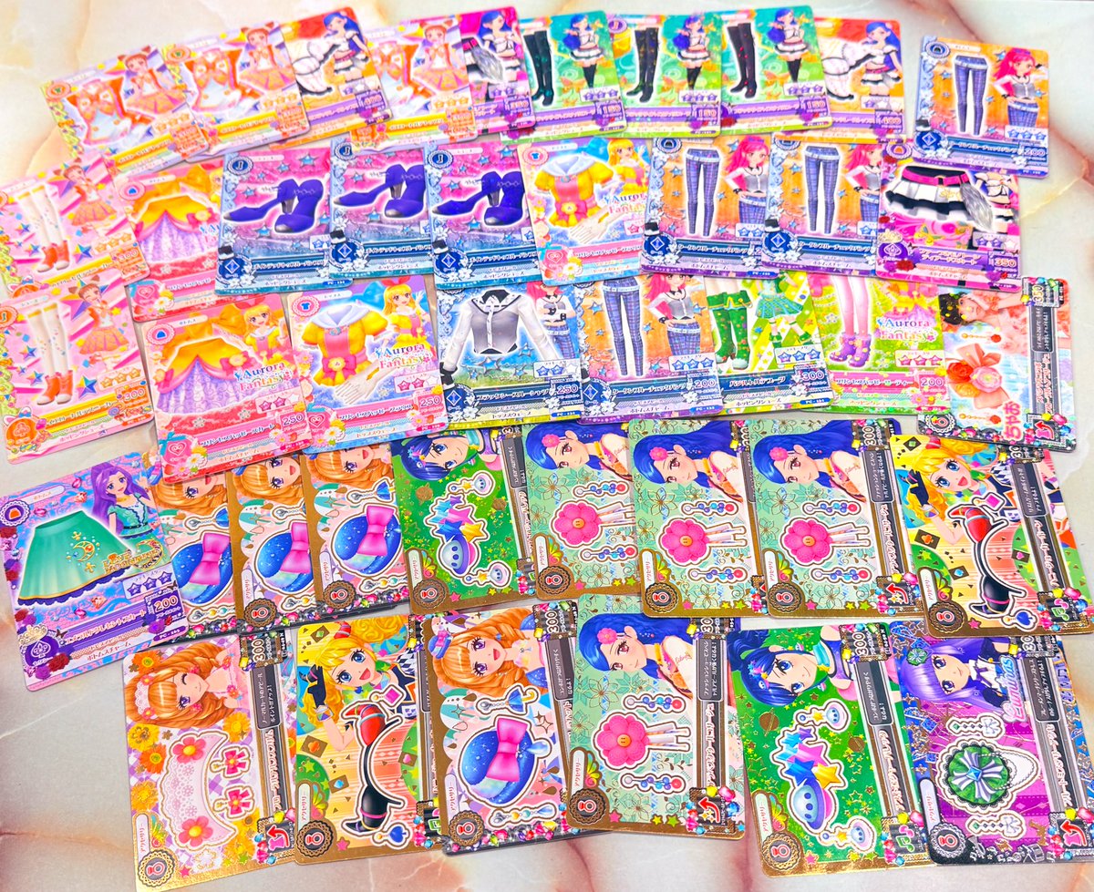 アイカツ アイカツカード などが入荷してます。各100円⭕️ #アイカツ