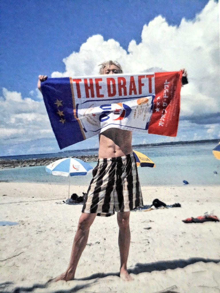 HourlyASTROBR's tweet image. Achouuu 👀
Scan do Photo Essay do YOON SANHA 

Cr. JuA_YOON0321