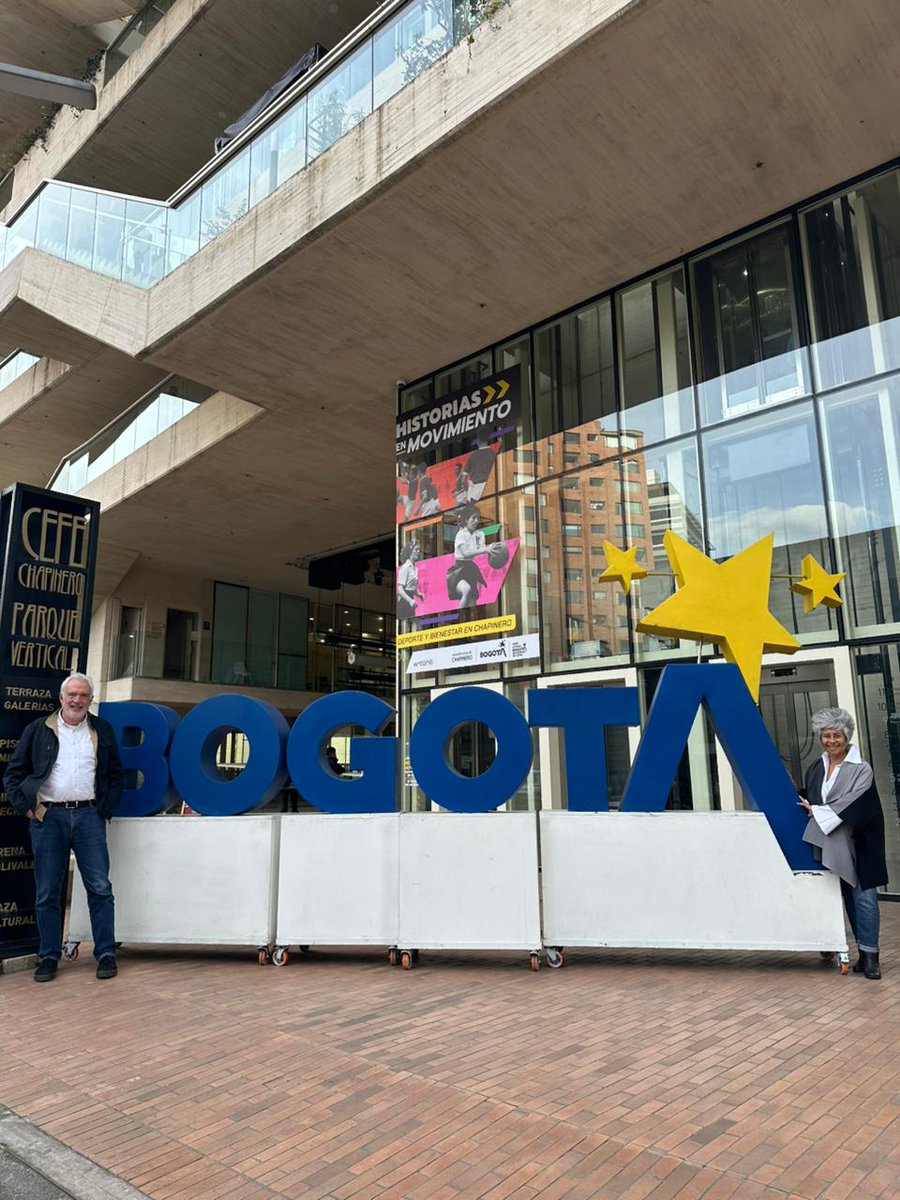 Hoy tuvimos una emocionante jornada de gira de medios con <a href="/LucyMolano/">Lucy Molano. Arq</a>, conversando sobre uno de los temas que más nos mueve: infraestructura bien hecha, ciudades pensadas para la gente y desarrollo urbano con sentido. Creemos que las ciudades son para todos, y que cuando se